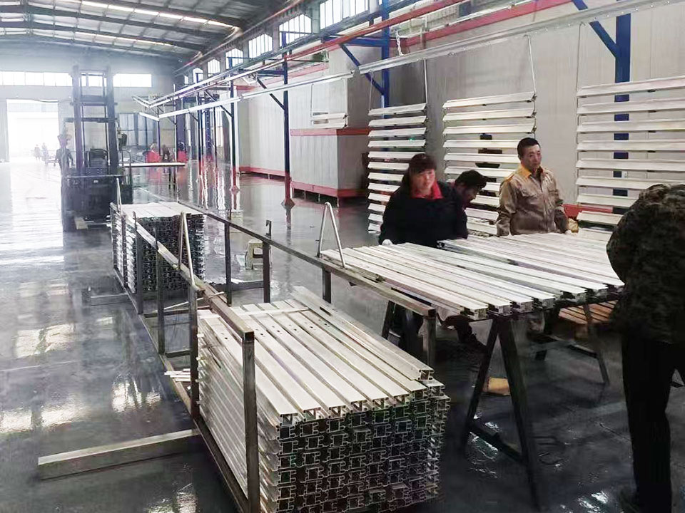铝合金护栏喷粉设备
